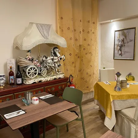 Frühstückspension Betty's House 3*