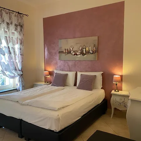 Frühstückspension Betty's House 3*