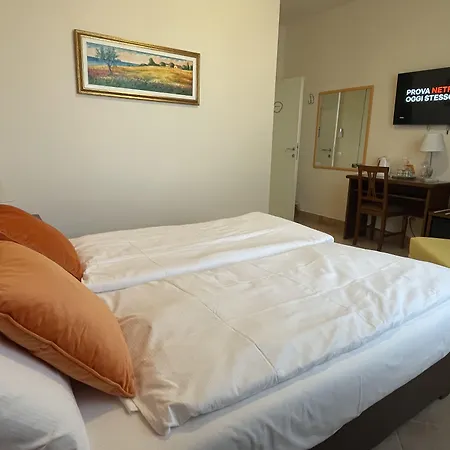 Betty's House Lazise