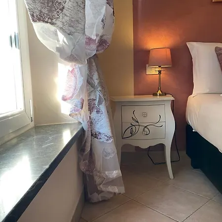Betty's House Λατζίζε