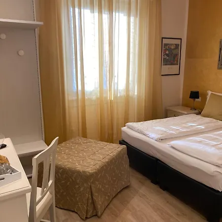 Betty's House Λατζίζε