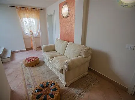 Betty's House 3* Λατζίζε
